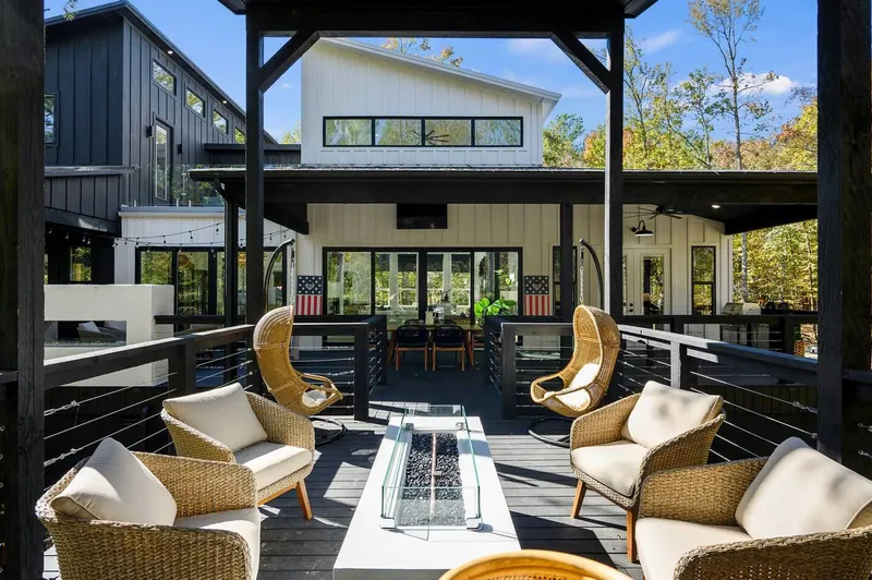 Creekside Retreat