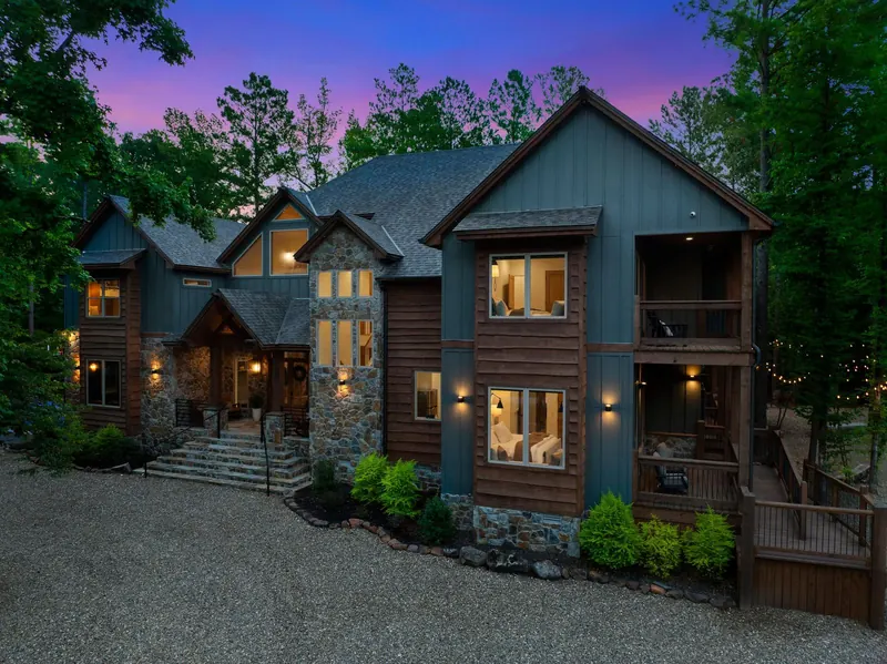 Thunder Creek Lodge