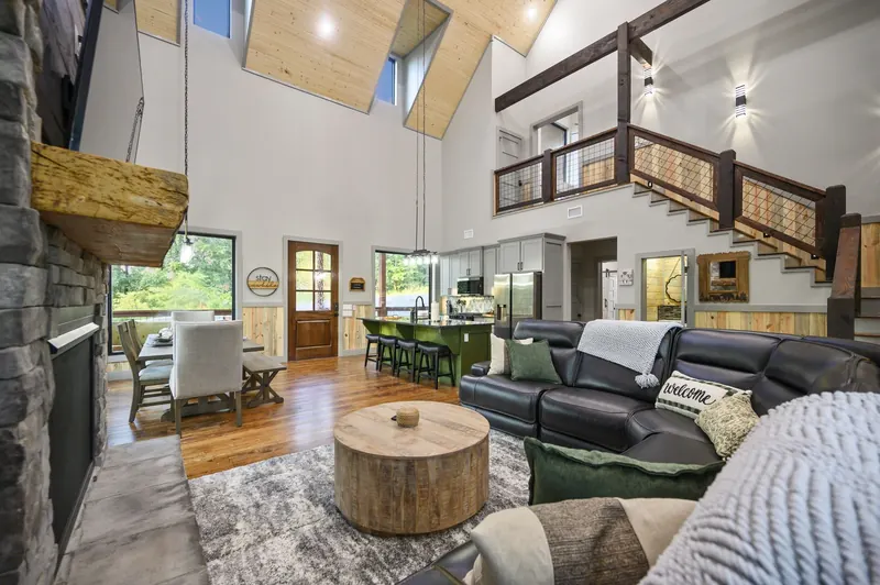 Spruce up Your View-2BR-Western Hills-NEW 2025!