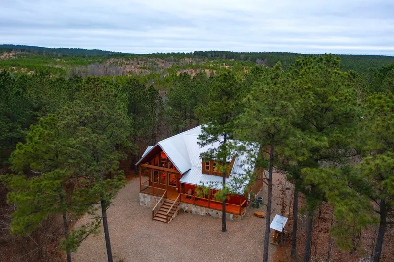 Pinot In The Pines