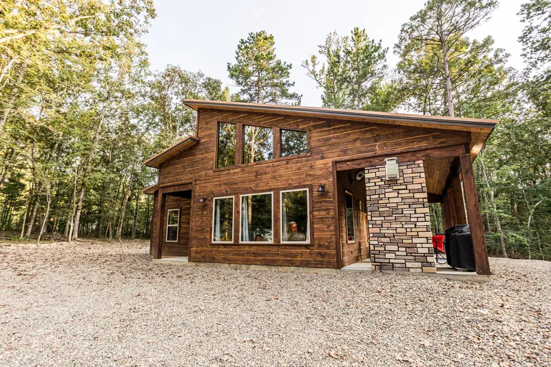 Calvert’s Copper Cabin