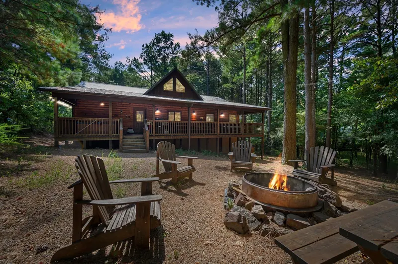 Treetop Hideaway