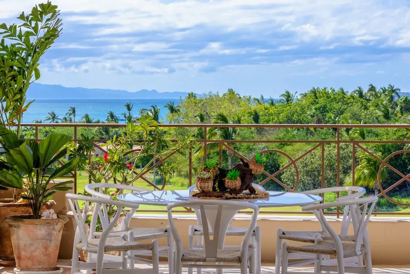 Oceanview Penthouse: Stunning Golf, Mtn Views